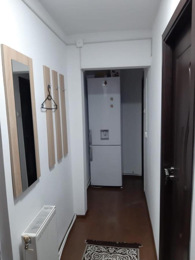 Garsoniera Regim Hotelier Piatra Neamt Exterior photo